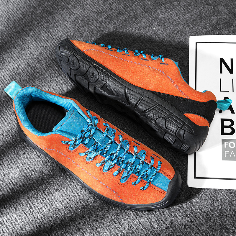 Lightweight Hiking Boots Anti Skid Durable Outdoor Climbing Shoes