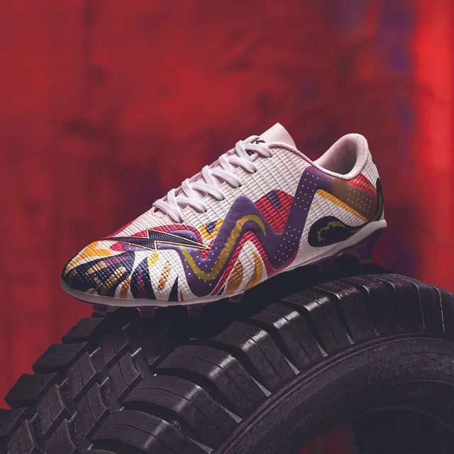 soccer shoes